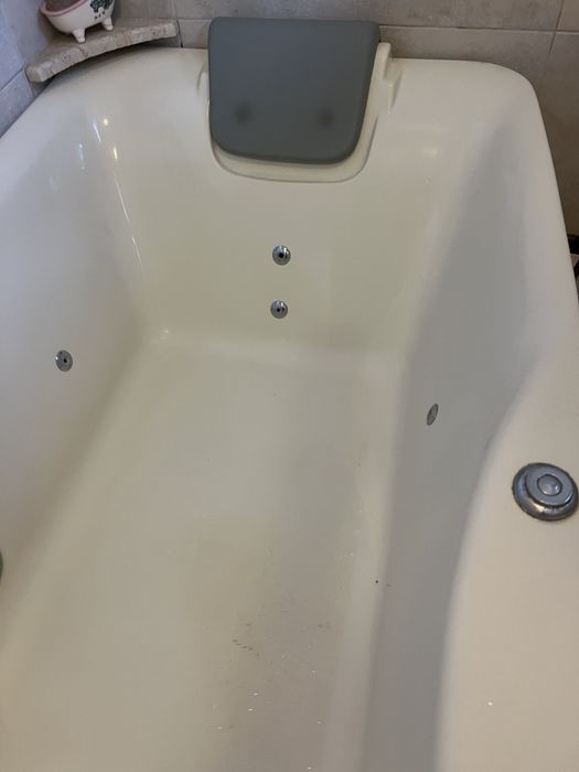 Хидромасажна вана