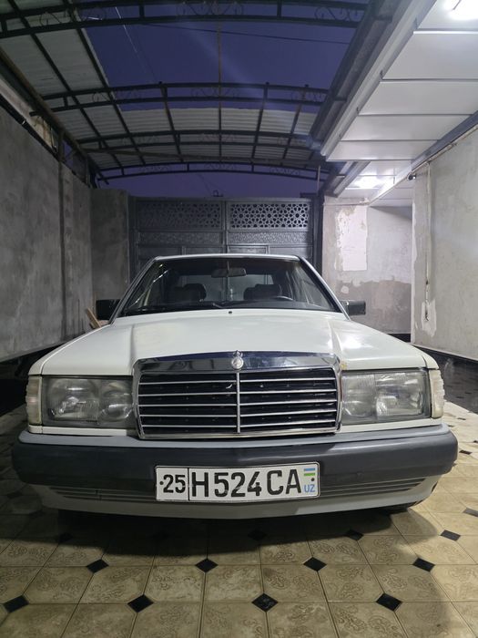 Mersedes benz 190 E