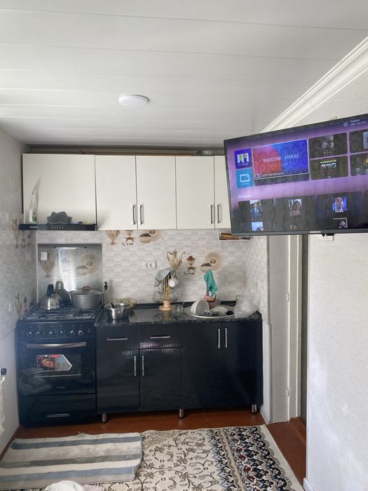 2 xonali uy 56.8 kvadrat sotiladi elektirikasi santexnikasi yengi qili