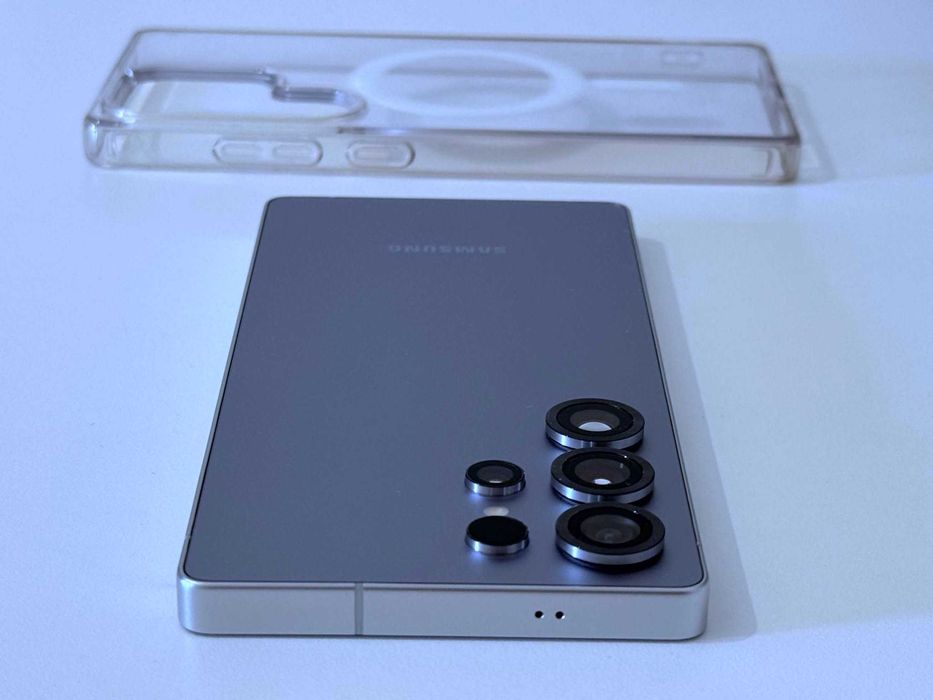 Бартер! Като НОВ! Samsung Galaxy S25 Ultra Titanium Silver Blue (Син) 100% Батерия.