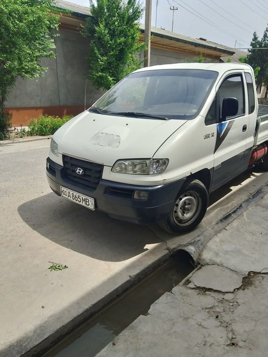 Hyundai liberto SRX