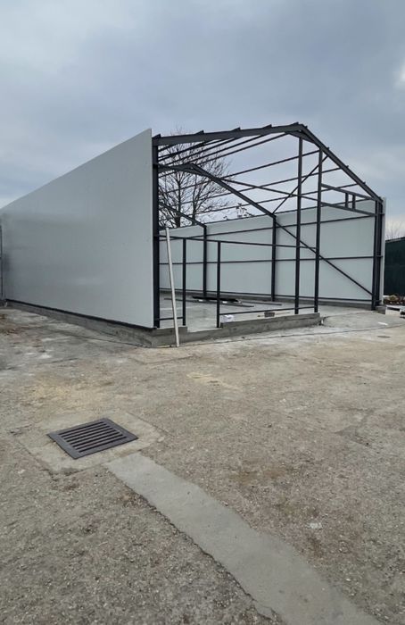 Vand hala metalica confectonata din profil ipe   12X20X5     4600 euro