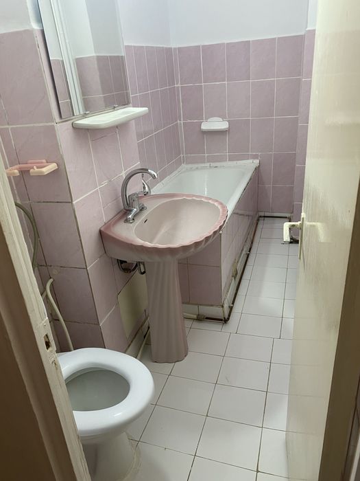 Garsoniera de inchiriat etaj 1