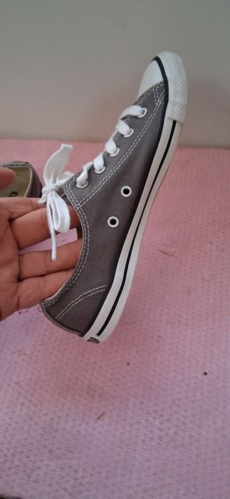 Tenișii Converse All Star mărimea 38