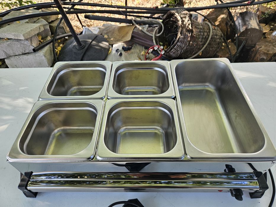 Топло Бен Мари със сух нагревател отдолу със 2бр. гастронорм 1/2-15см.