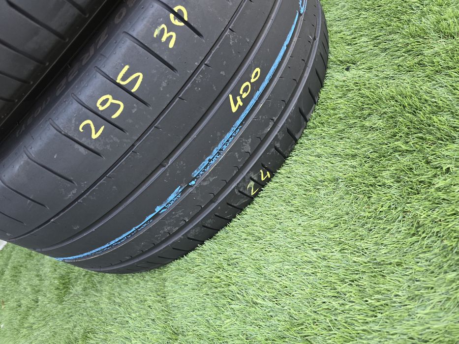 295 30 22 pirelli