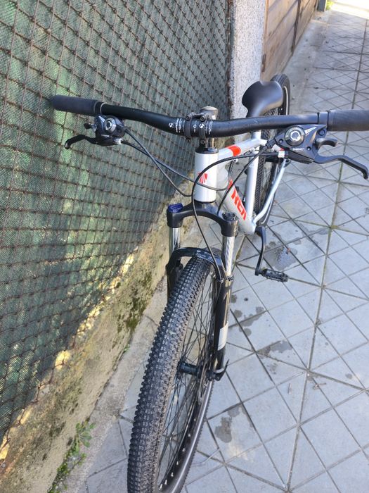 Trek Marlin 5 27.5 S размер Дискови 3х7 скорости Алуминиев
