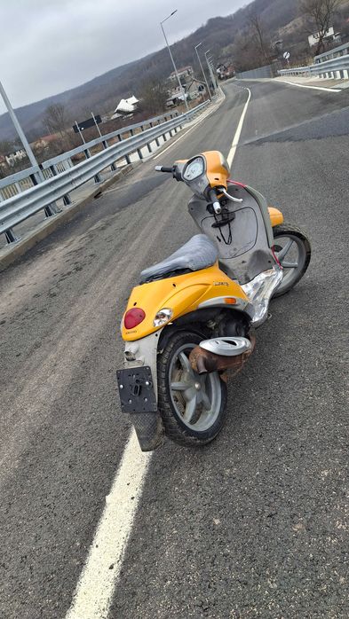 Vând scuter Piaggio 80cc