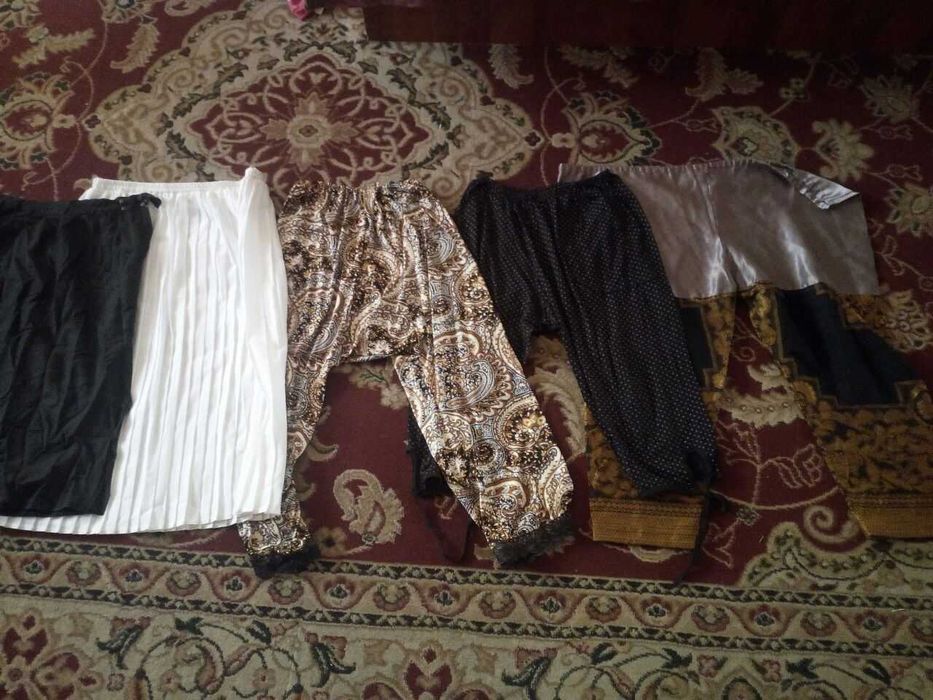 Продаю женские брюки, штаны, джинсы и юбки