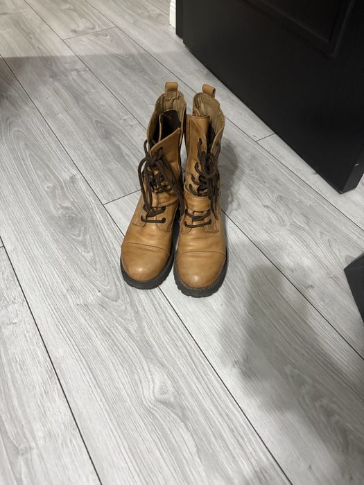 Ghete dama piele