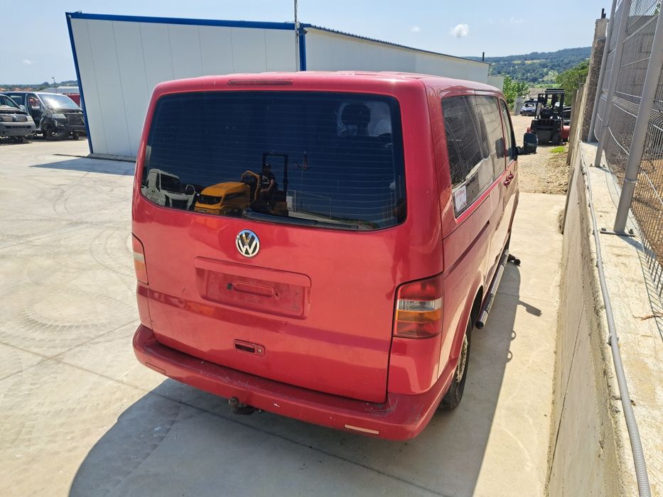 Фолксваген Транспортер Т5 2.5ТДИ VW Transporter T5 2.5TDI НА ЧАСТИ