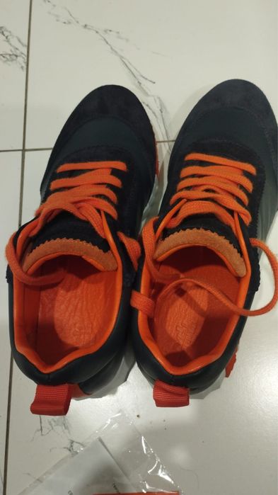 Кроссовки hermes / аляска куртка