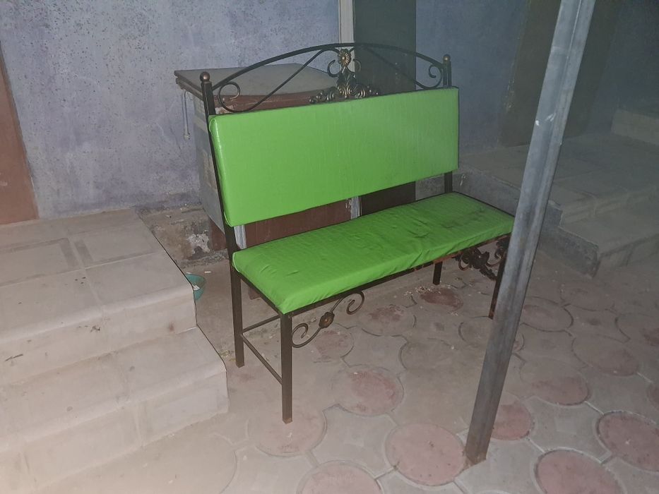 Лавочка для двора