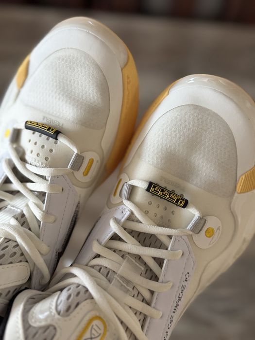 Баскетбольные кросовки 39,5