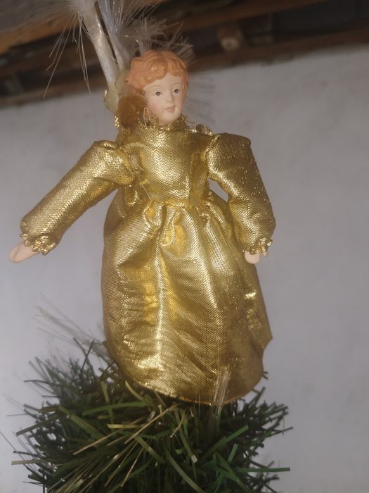 Продается ёлка срочно