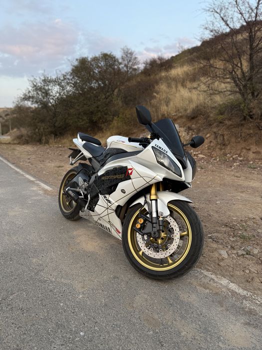 Мотоцикл Yamaha r6