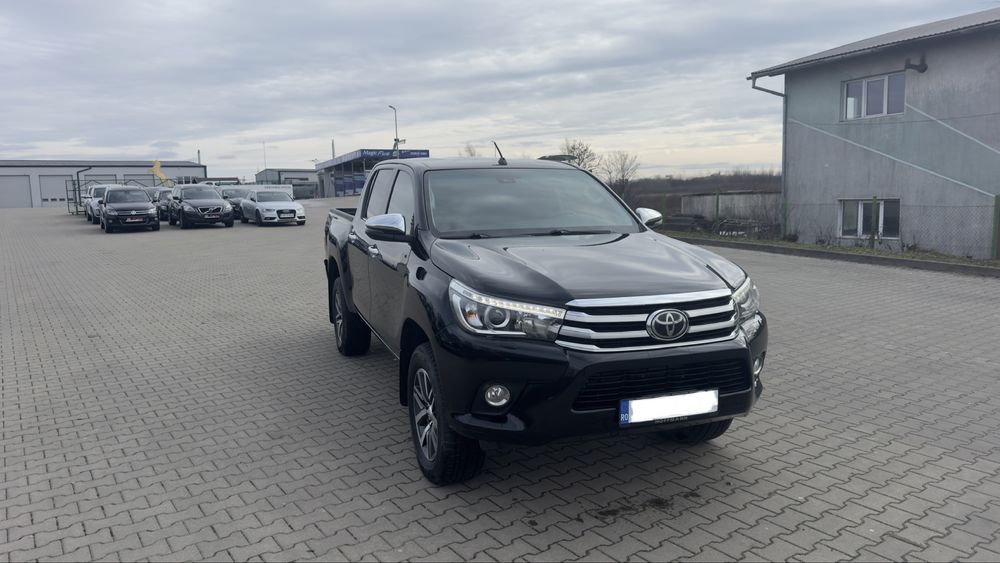 Vand toyota hilux invincible