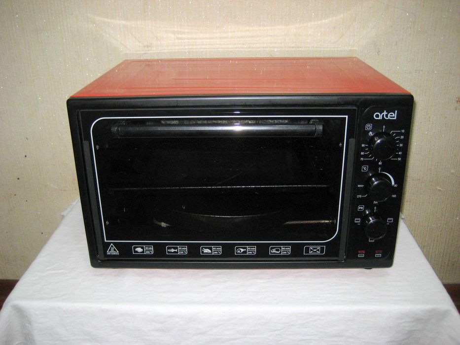 Печь духовка 40лт деярли янги куп ишламаган почти новая малоползвано!