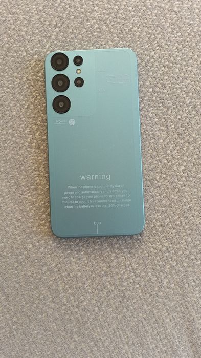 Совершенно новый смартфон