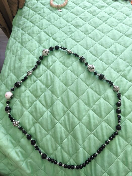 Лот женски бижута