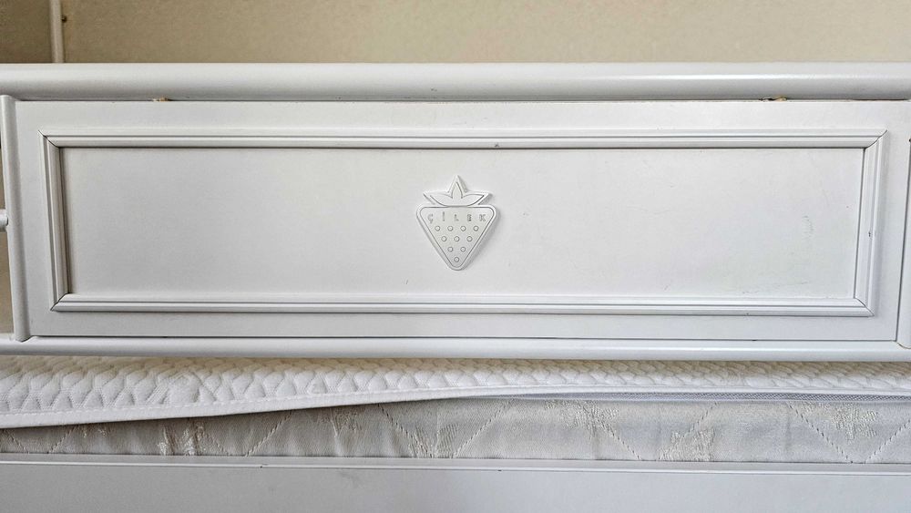 Кровать двухъярусная