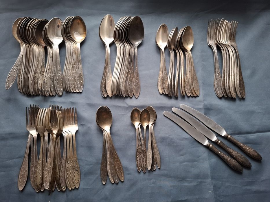 продам столовые приборы МНЦ СССР