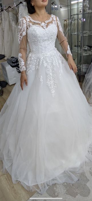 Свадебное платье