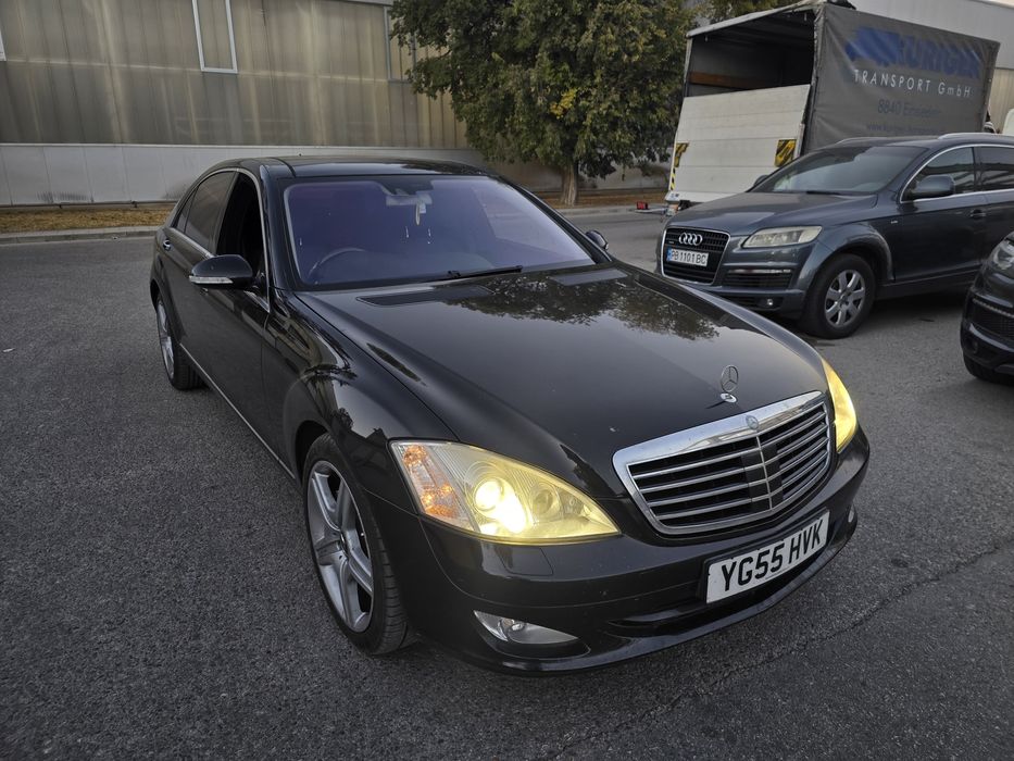 На части S500 W221 Mercedes 388 кс Harman Kardon 19AMG Дистроник Нощно