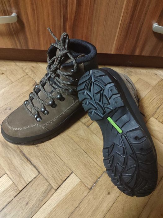 Туристически обувки LOWA 39 Gore Tex