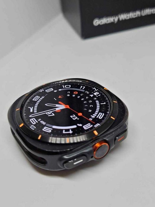 Samsung Galaxy Watch Ultra 2025 – Като Нов | Гаранция до 2026 | Пълен Комплект