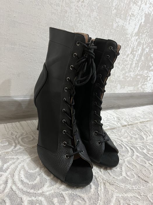 Продам Туфли для танцев high heels