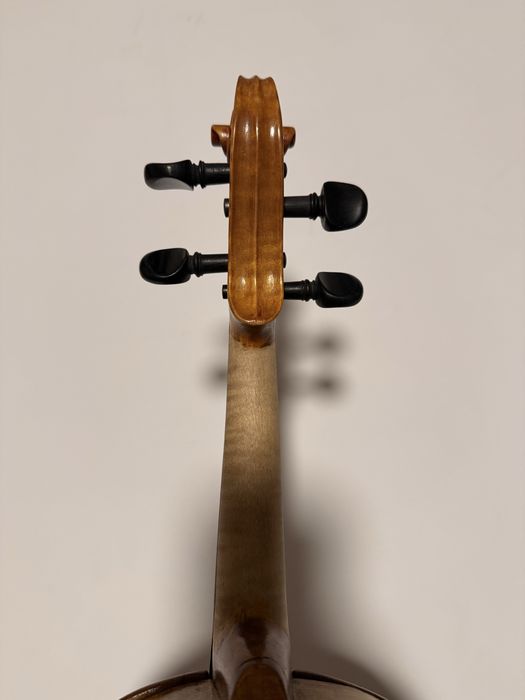 Vioara veche din anii 1900