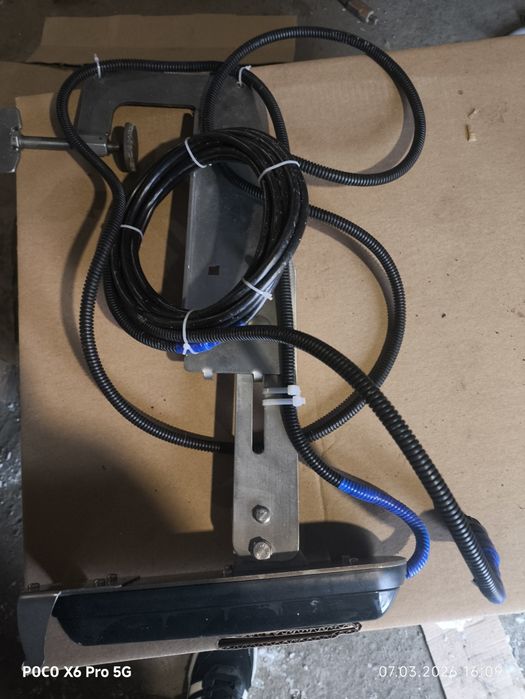 Продам эхолот лоуренс HDS7