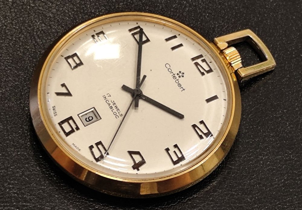 Cortebert Gold / Швейцарски Ретро Часовник / Swiss  1970