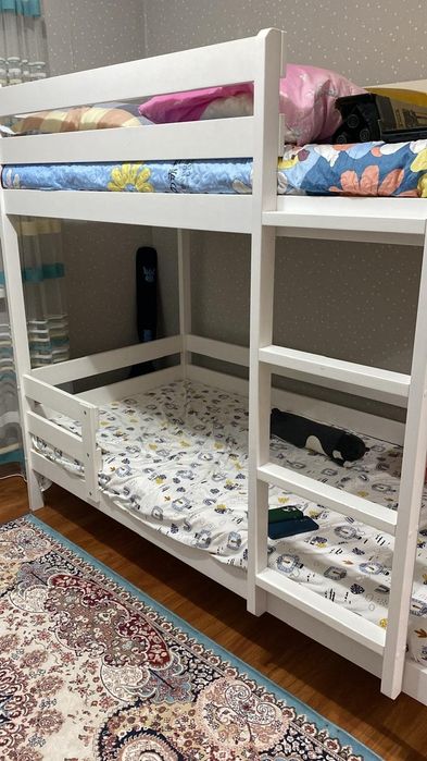 Гарнитур, кровать, прихожая