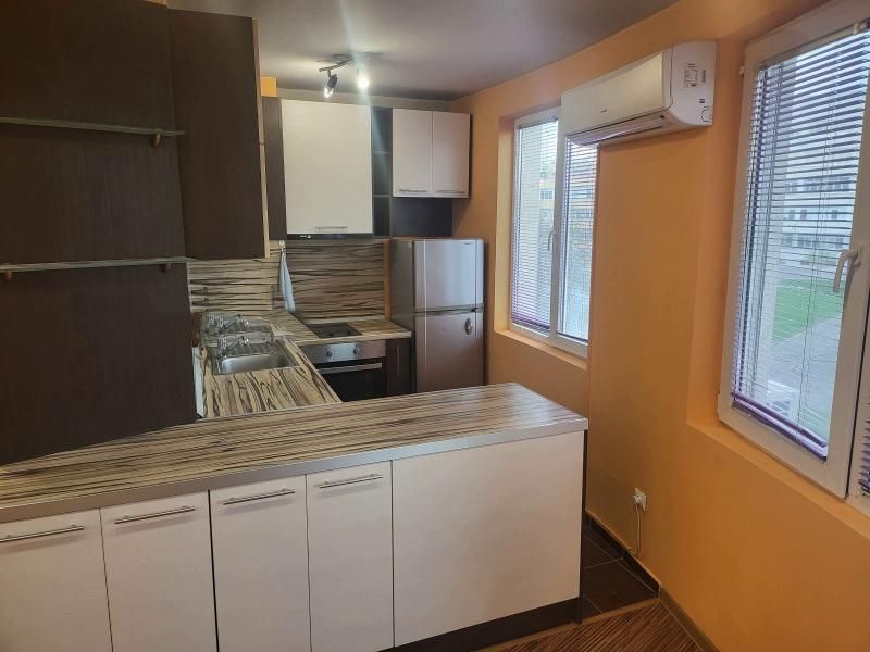 Дава се под наем Двустаен апартамент в София, Люлин 6 - 60 кв.м за 430 € - Снимка #2