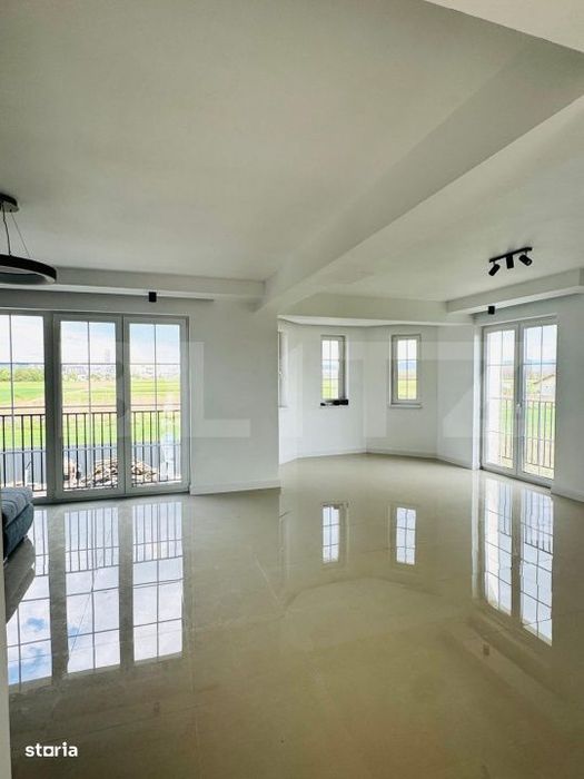 Casa Indiviaduala de vanzare, 6 camere, 215 mp - Stupini