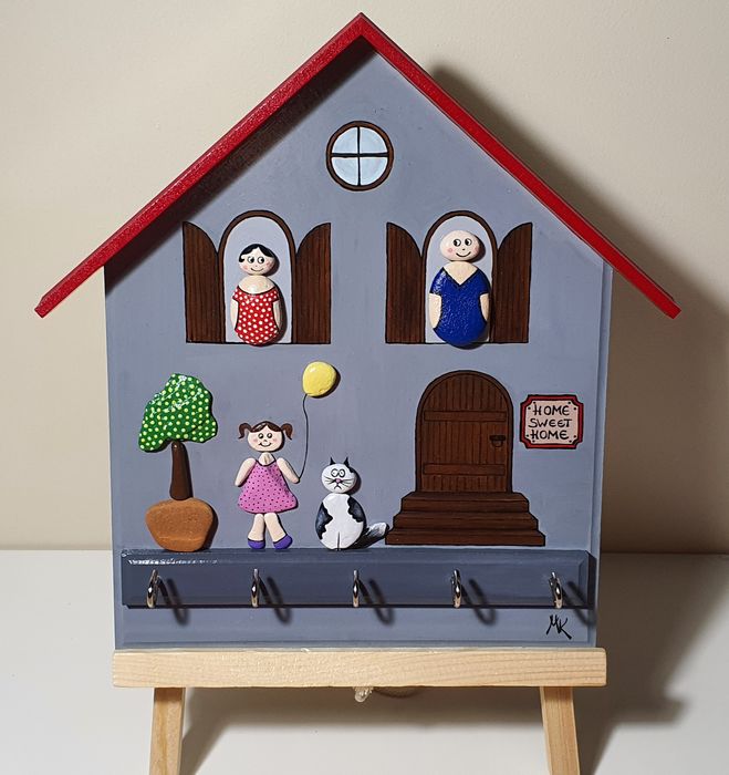 Къщичка за ключове - Семейство