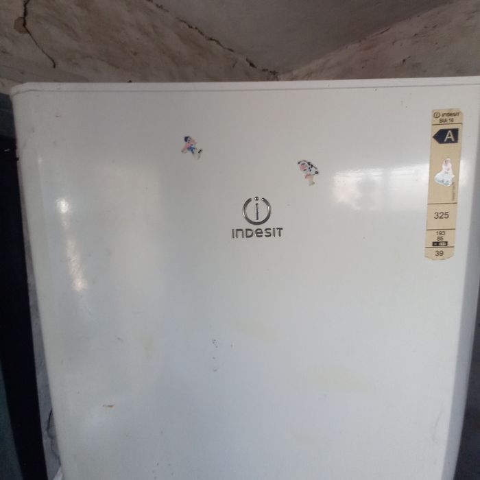 Буу холодильник индесит
