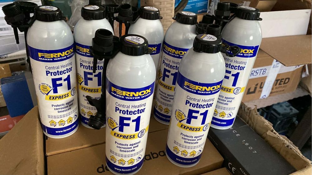 Solutie curatare  centrale termice si pe gaz 400 ml