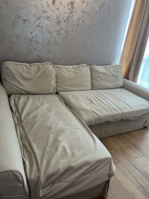 Ъглов диван Ikea
