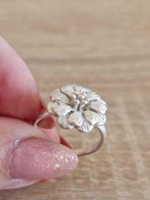 AG51,inel argint 925,nou/marcat, solid, floare mare , deosebit