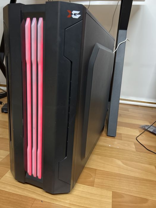 Core i7-10700, Ram 16, nvme 500 gb
