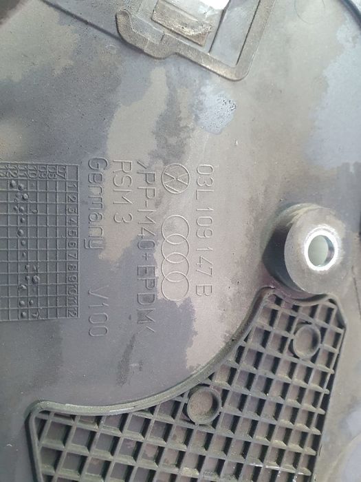 Capac distributie 03L109147b 2.0 tdi CFFB Volkswagen Passat B7 (2010 - 2015)