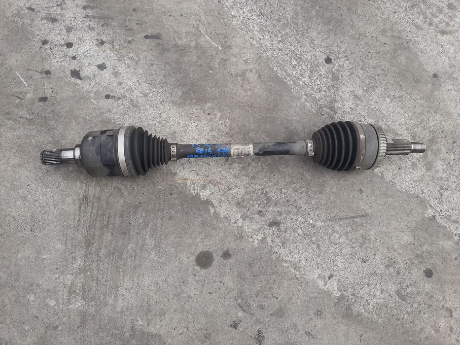 Planetara stanga fata hyundai ix35 tucson 1.7 d d4fd 495002y930