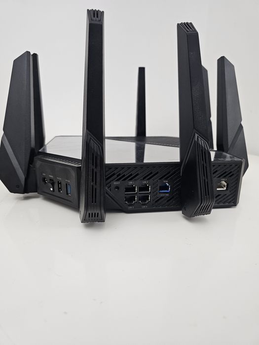 Router Gaming ASUS ROG Rapture GT-AXE16000 Wi-Fi 6E