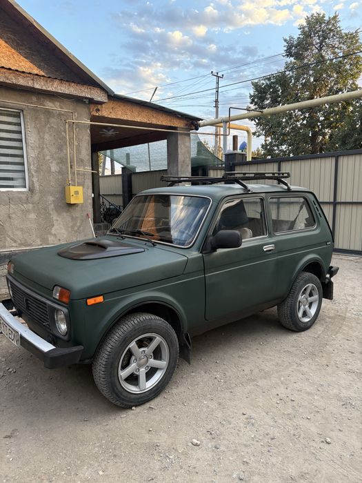 Продам ниву 21213