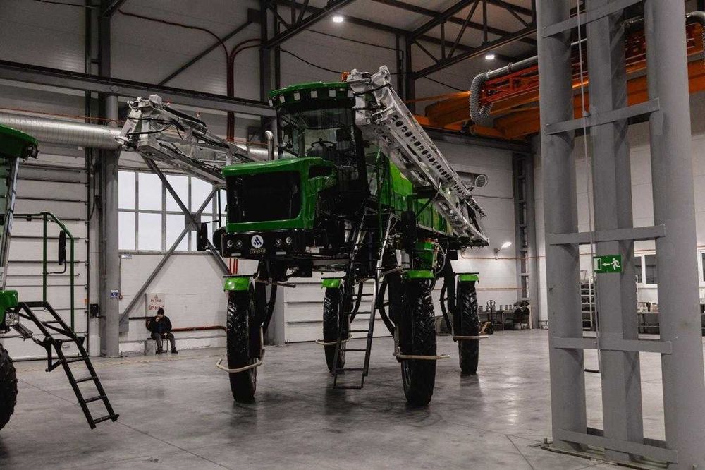 Самоходный опрыскиватель БАРС ОС 3000/4000