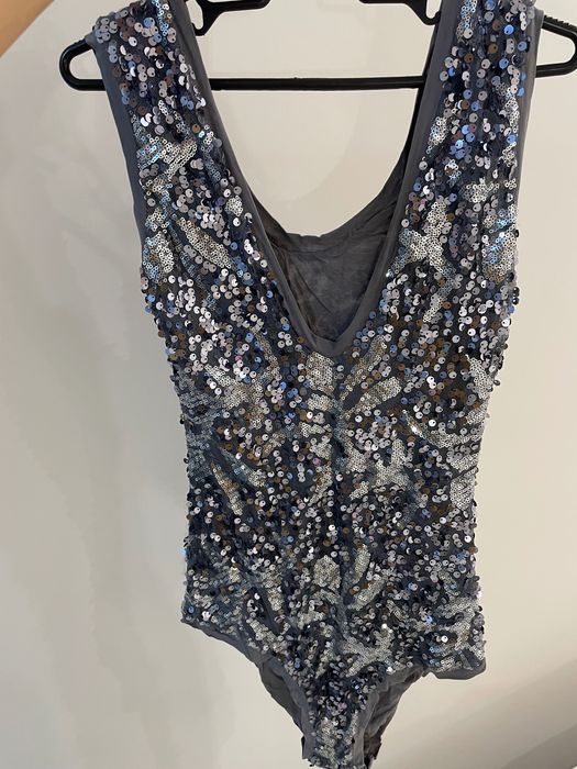 Блестящо боди -сценичен костюм!