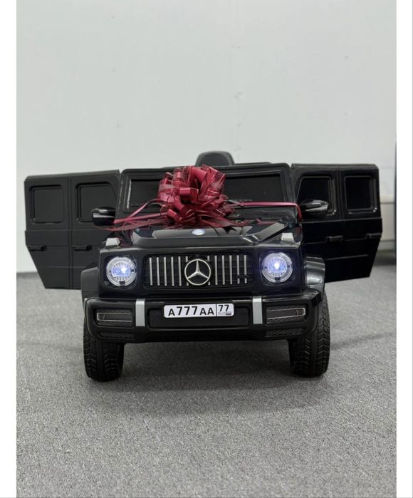 Детская машина на пульте управления